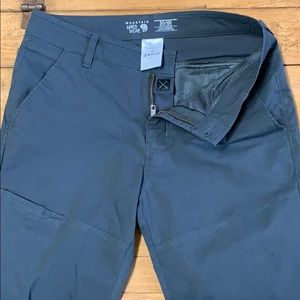 Mountain Hardwear 3/4 quarter hiking pants